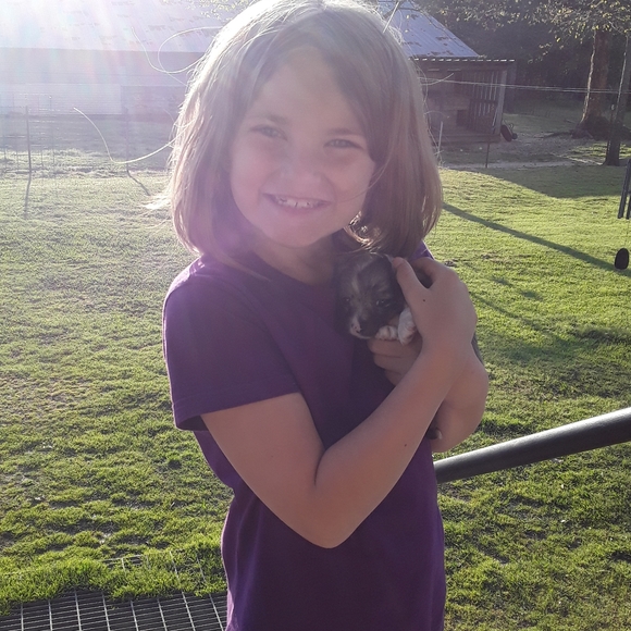 Meet your Posher, Kandace - Picture 5 of 5